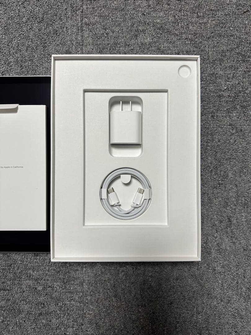Apple iPad (A16) 128GB Wi-Fi シルバー