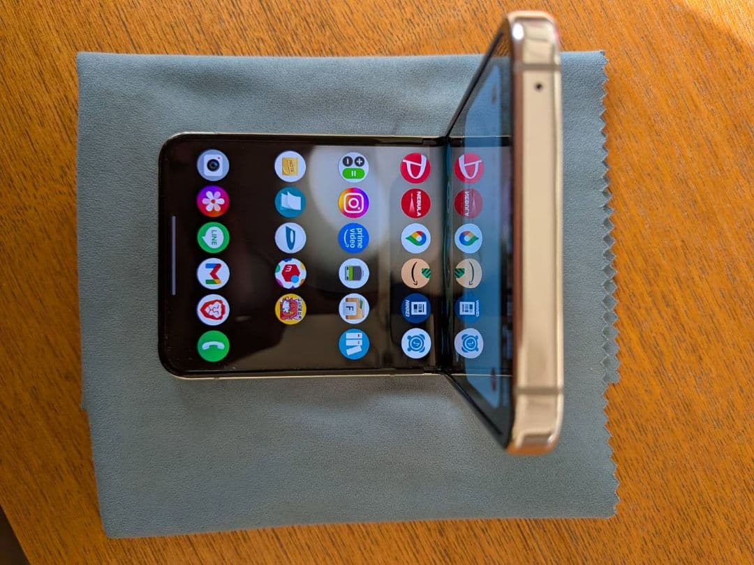 Galaxy Z Flip5 512GB 海外版SIMフリー