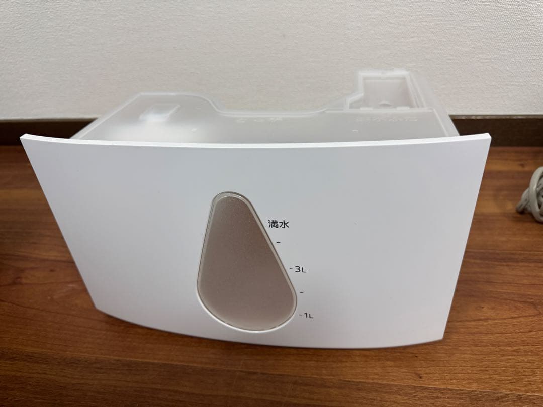 【美品】三菱衣類乾燥除湿機 MJ-P180WX-W さらり PRO 2024年製