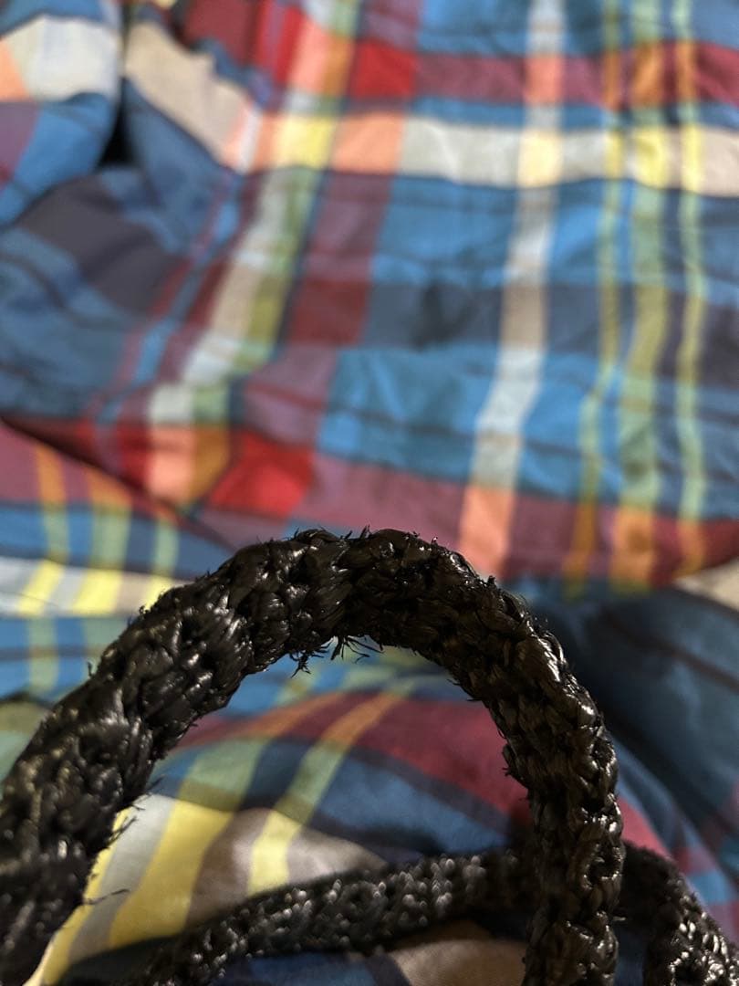 プラダ　クロシェ　スモールバッグ　持ち手に擦れや使用感あり