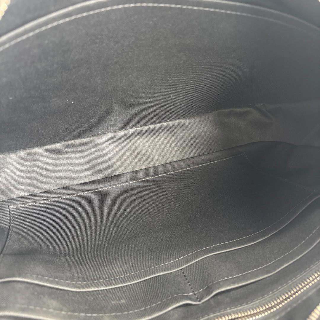 超極美品 ルイヴィトン タイガ ポルトドキュマンビジネス PDB ビジネスバッグ