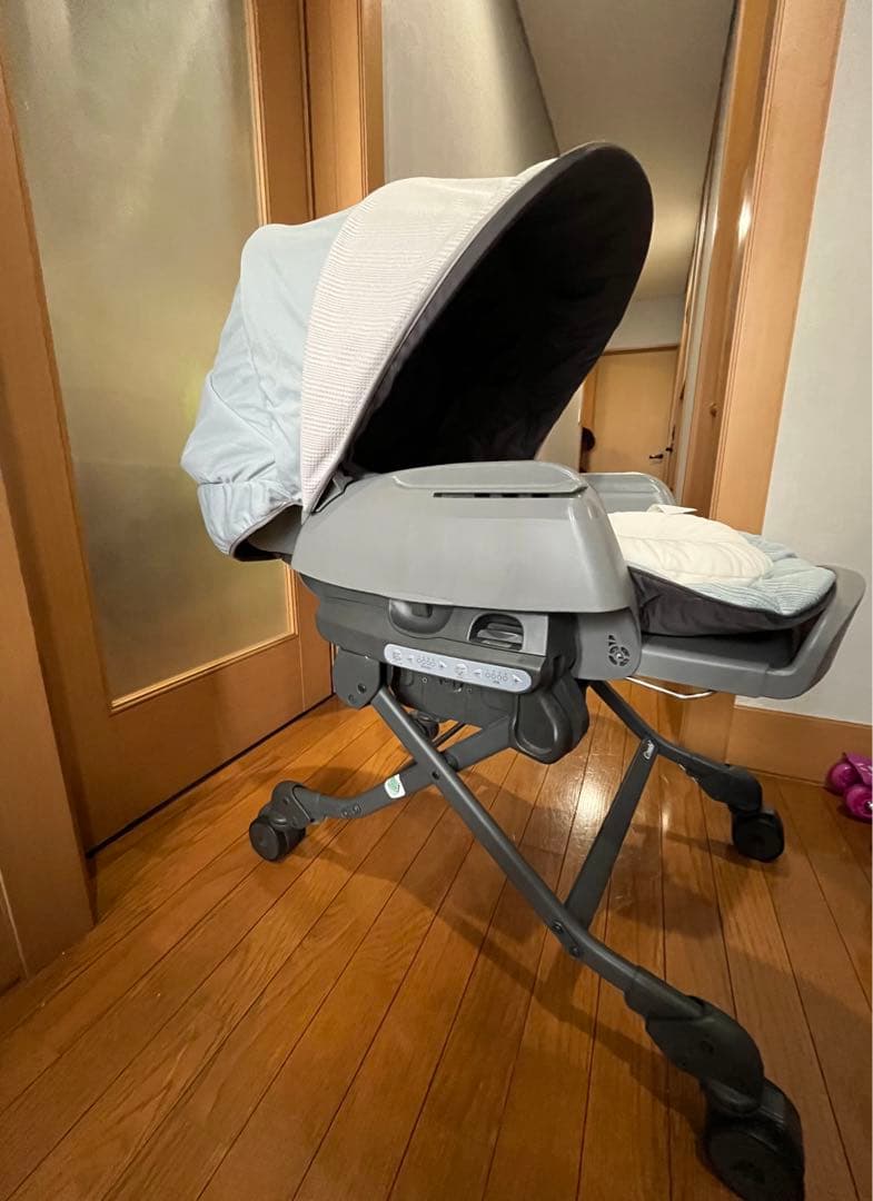 美品　Combi コンビ　ネムリラ オート BEDiLong スリープシェルEG