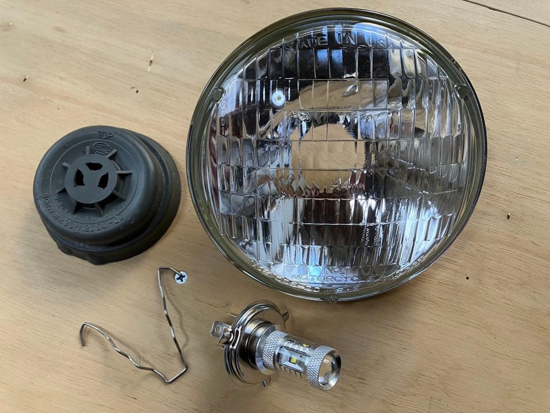 純正H4 FX XL 5-3/4 曲面レンズ ヘッドライト スポーツスター