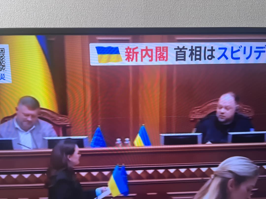 *プ…ボ* 43型 4K HDRテレビ LE-4317AKT-BK