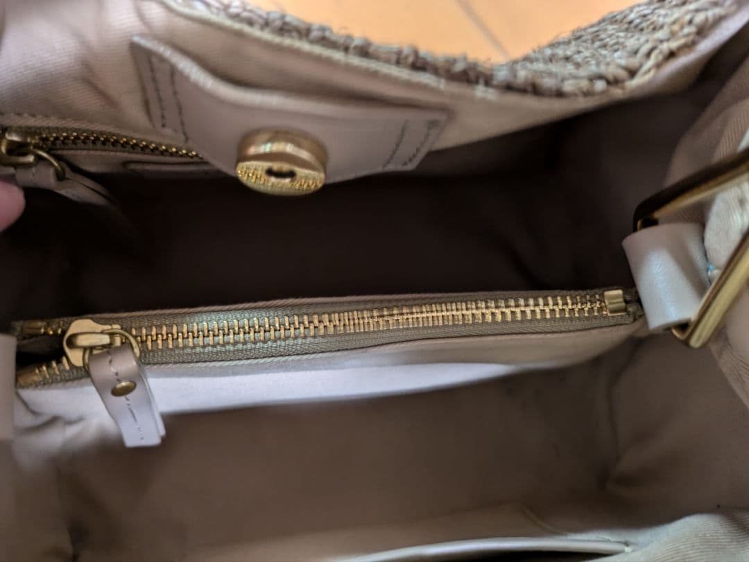 VIOLA D'ORO ベージュ かごバッグ