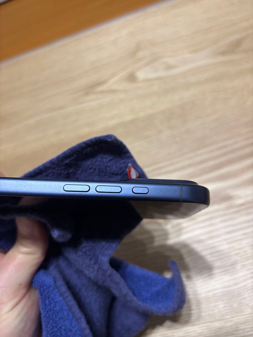 【美品】iPhone17pro 256GB SIMフリー　ディープブルー