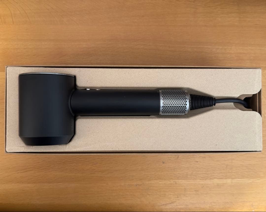 Dyson ドライヤー Supersonic Ionic ブラック ニッケル