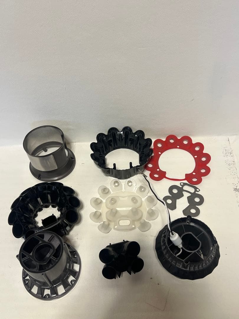 【動作品＆バッテリー劣化無し】ダイソン掃除機 dyson sv12 V10 Q1