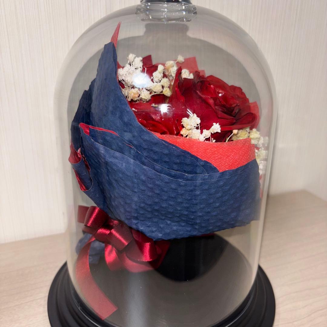 プリザーブドローズ ガラスドームアレンジメント