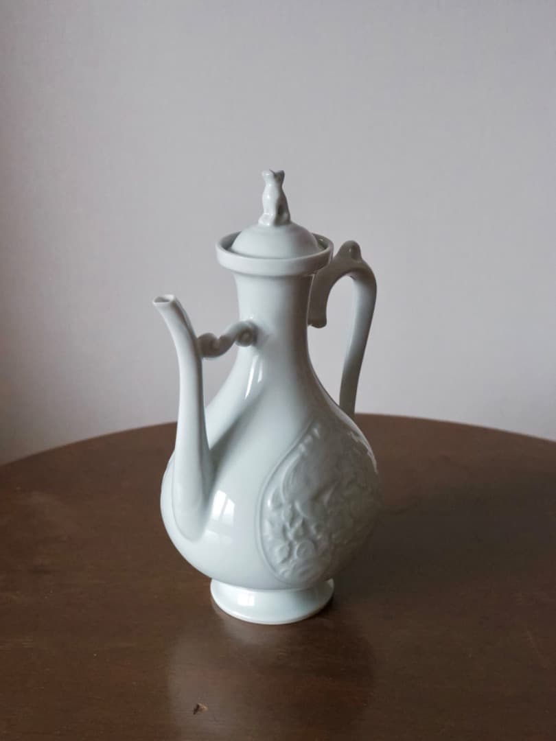 平安石亭　松本石亭　白磁彫花　仙盞瓶　水注　茶道具　現代工芸Q2351