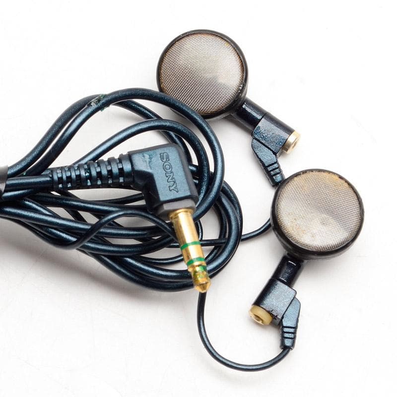 な*え様 希少★ソニー　ラジオ付きカセットウォークマン　WM-F15　ジャンク