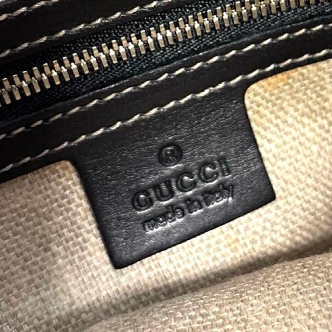 【希少】GUCCI ホワイトブラック　ショルダーバッグ