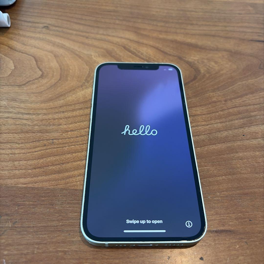 Apple iPhone 12 グリーン本体