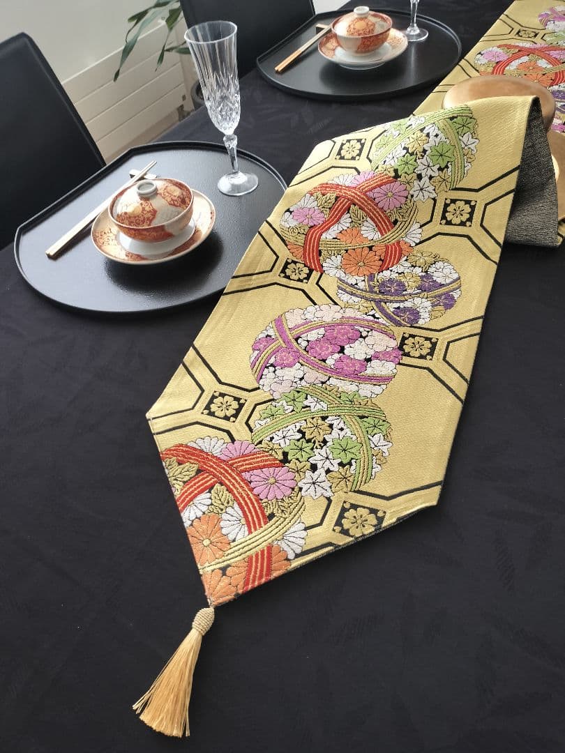 A897★逸品‼️手毬模様‼️ひな祭り‼️テーブルランナー2m16cm