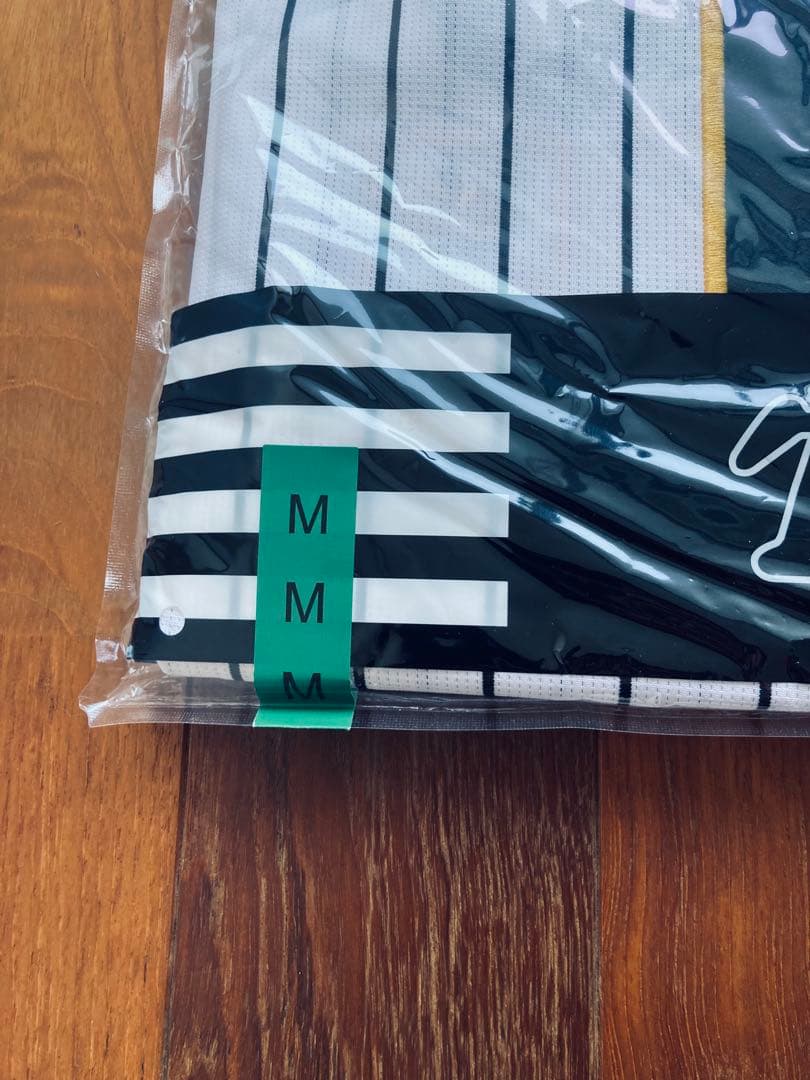 新品　未使用　阪神タイガース ユニフォーム 西純矢 15 Mサイズ　刺繍　ミズノ