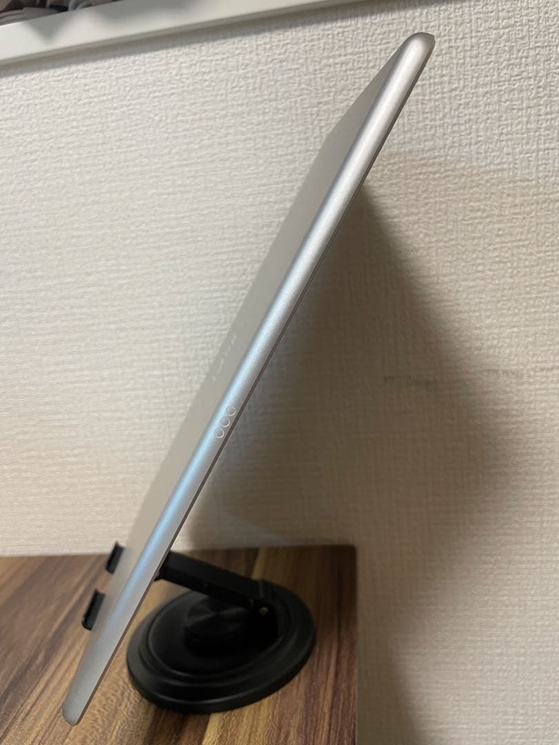 【即日発送】iPad(第9世代)シルバー 64GB