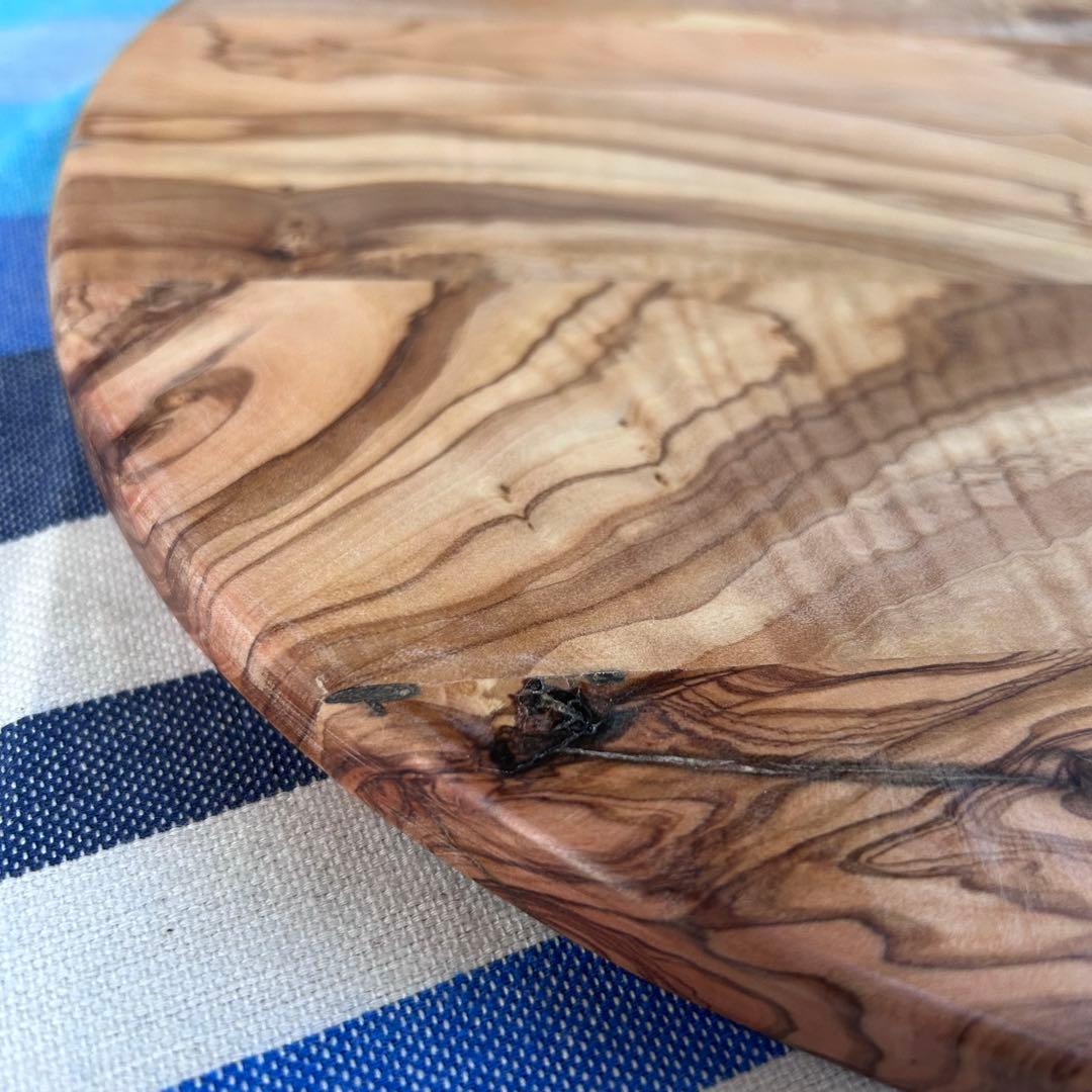 オリーブの木　ピザボード　つぎはぎの人生　約φ32.5cm