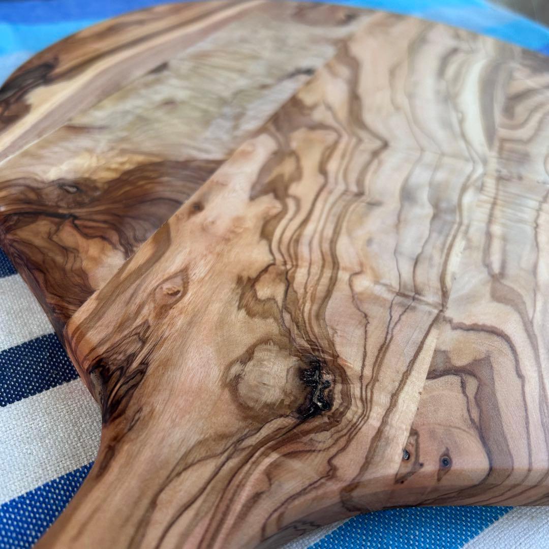 オリーブの木　ピザボード　つぎはぎの人生　約φ32.5cm