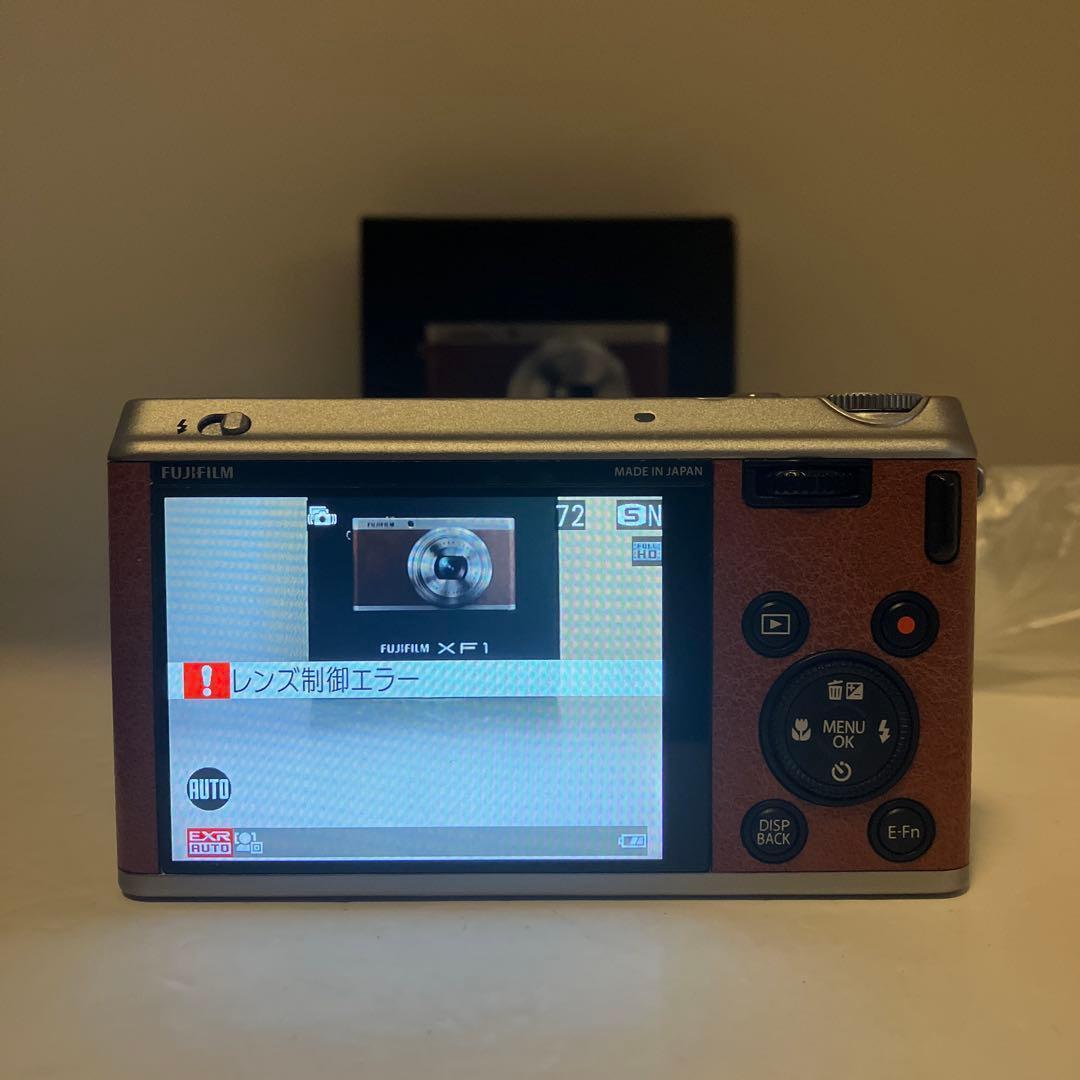 FUJIFILM XF1 高級コンデジ バッテリー　充電器