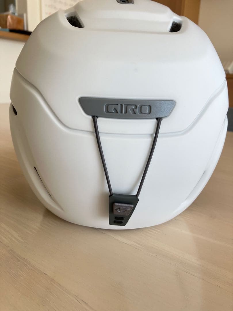 ジロ スキーヘルメットAVERA AF アジアンフィット 白 レディースS