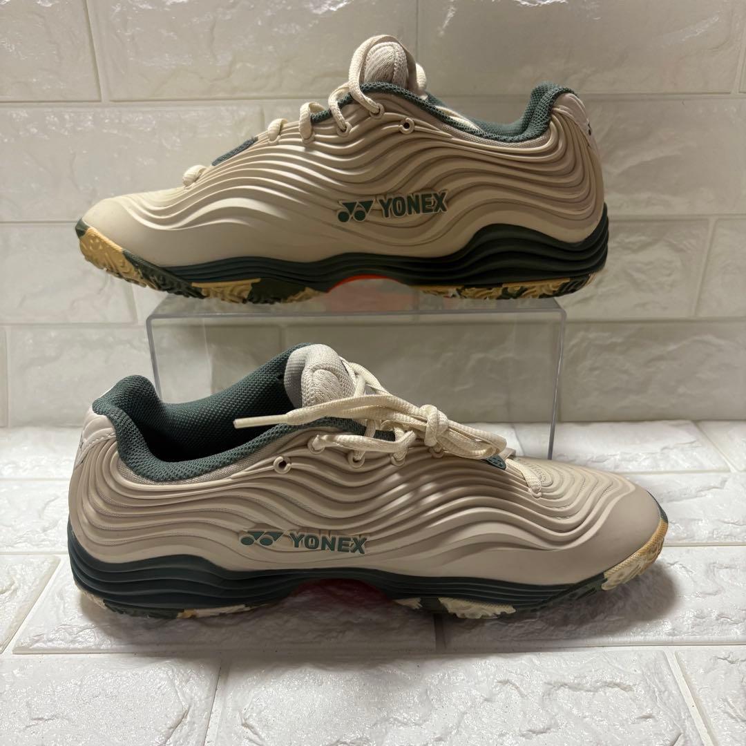 未使用級！ヨネックスYONEX パワークッション フュージョンレブ 5 26