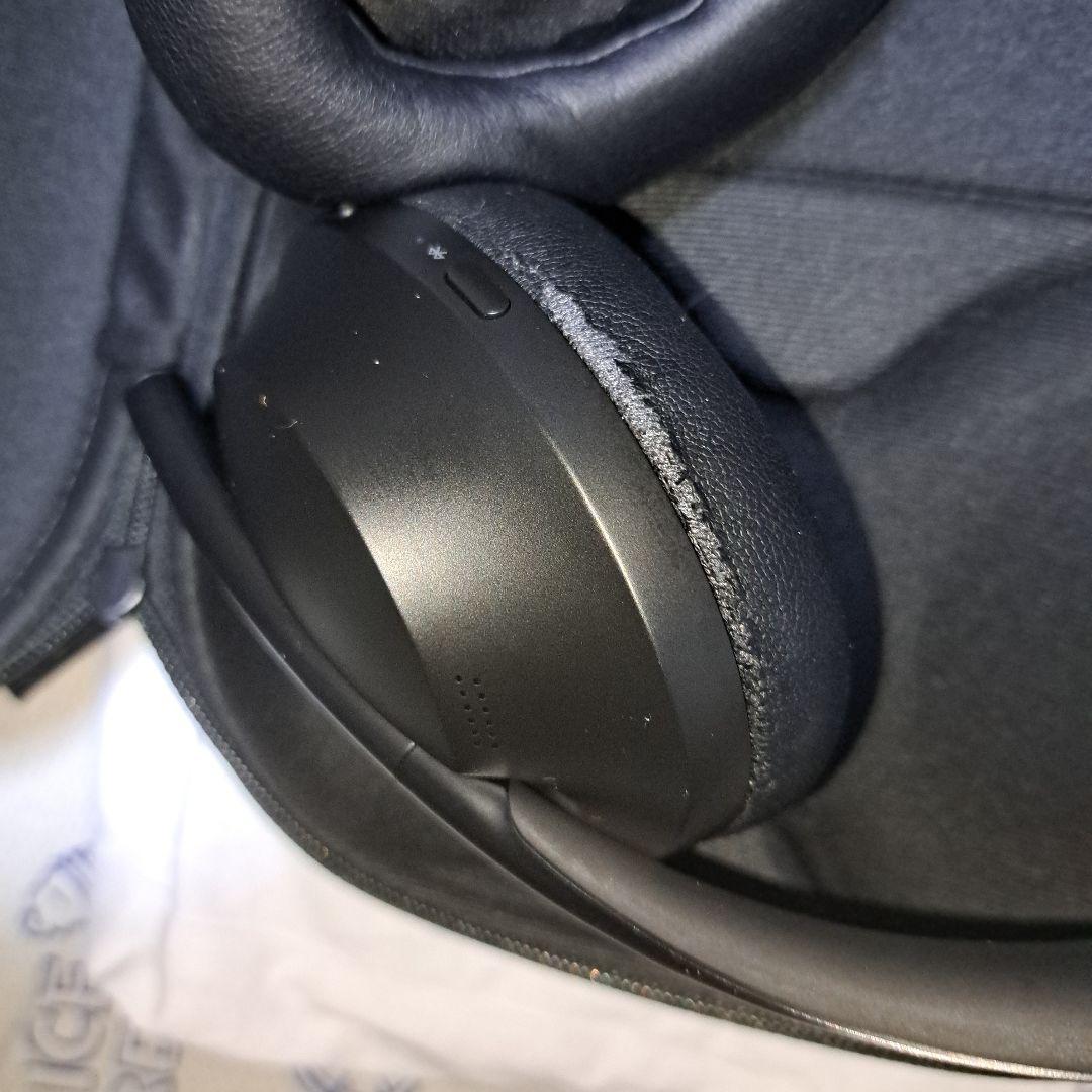 BOSEワイヤレスヘッドホン700【即購入可能‼️】