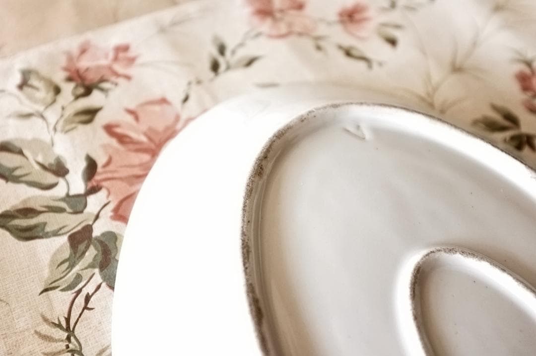 19世紀 フランス 36c 白の集約と重厚なオーバルプレートa アンティーク