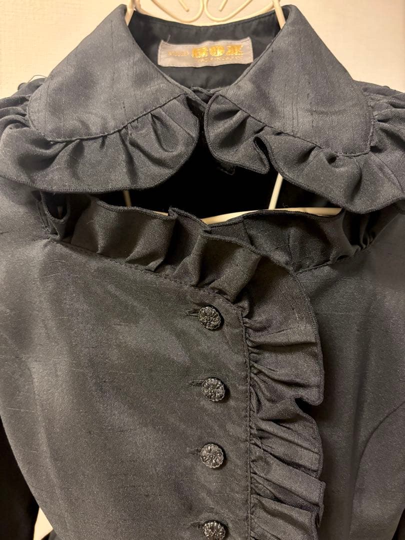 アトリエボズ シャンタン素材ブラウス 送料込 美品 ATELIER BOZ