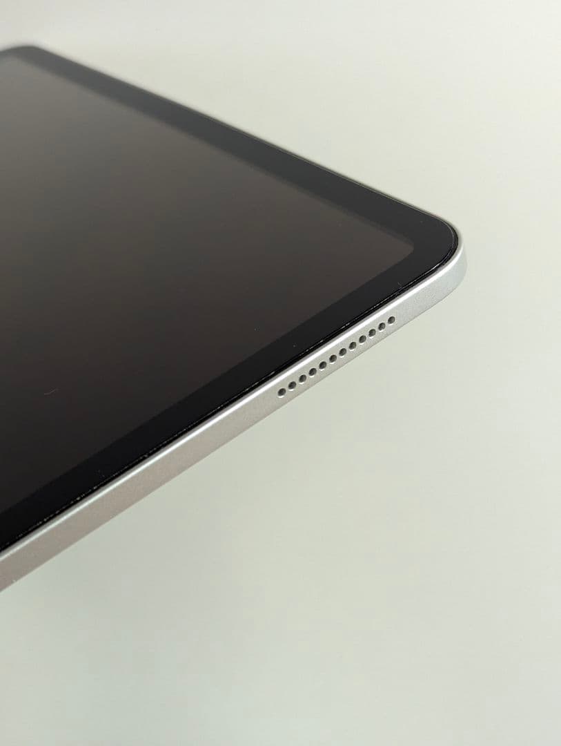 iPad (A16)本体(充電ケーブルなし)　+周辺機器