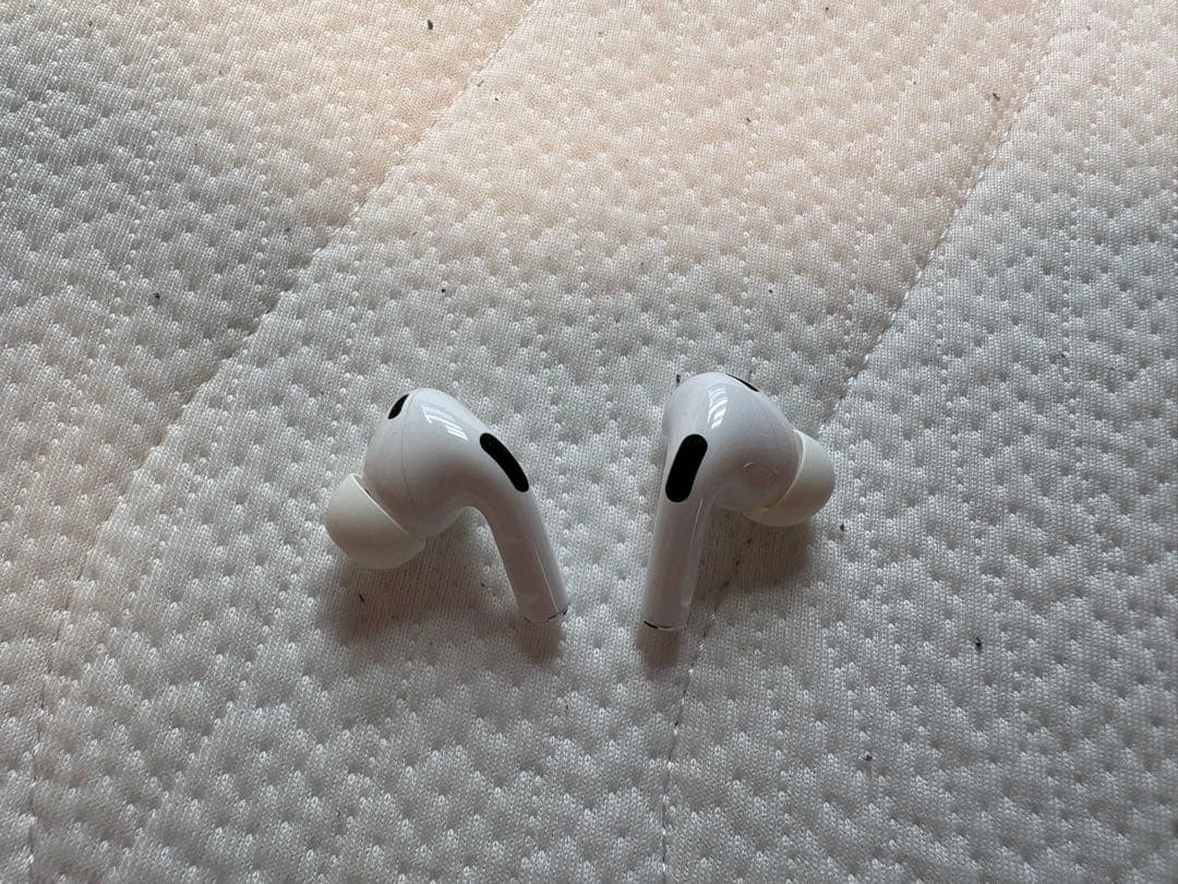 AirPods Pro2 本体 ホワイト 充電ケース付