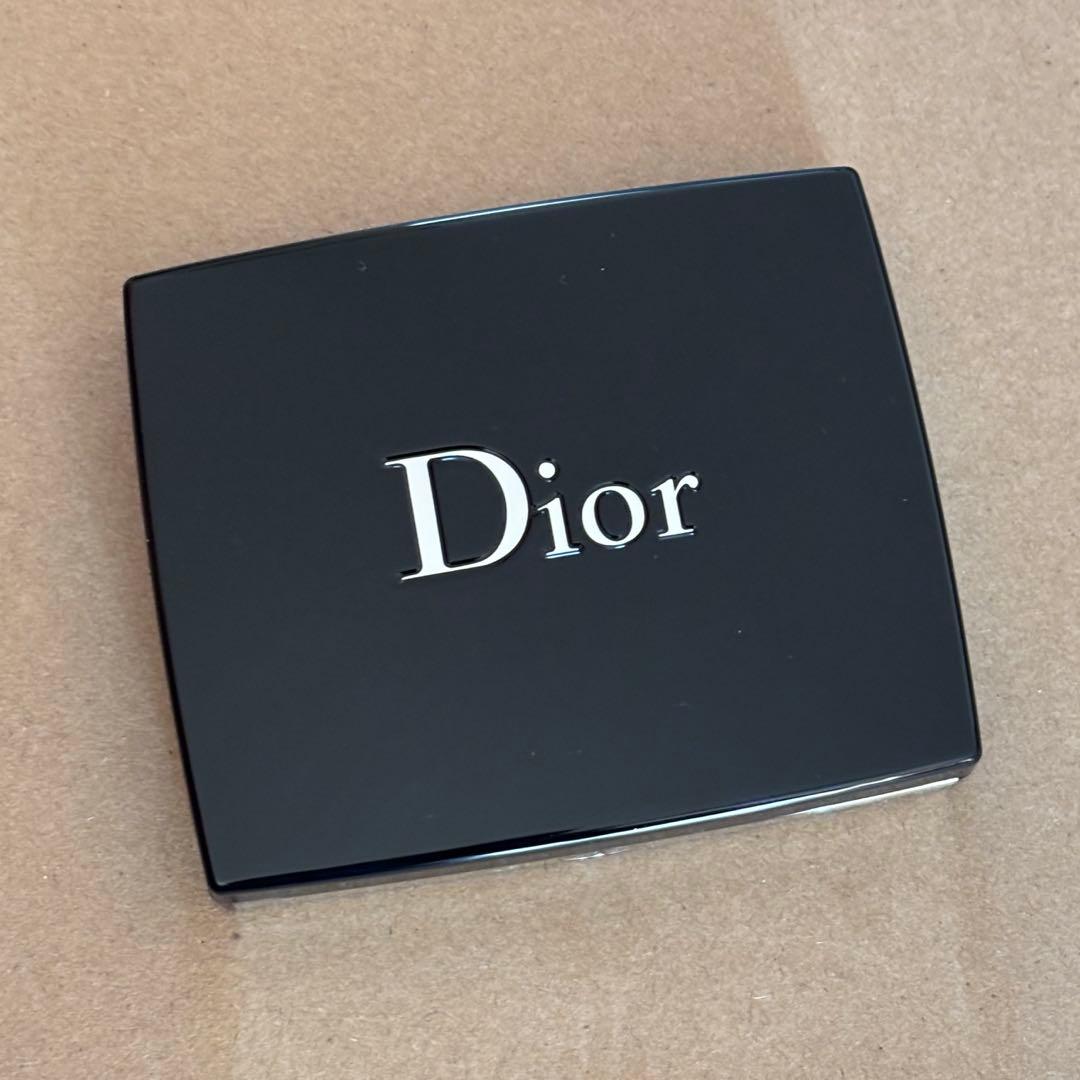 Diorアイシャドウ ディオール　サンククルールクチュール　♯559新品未使用