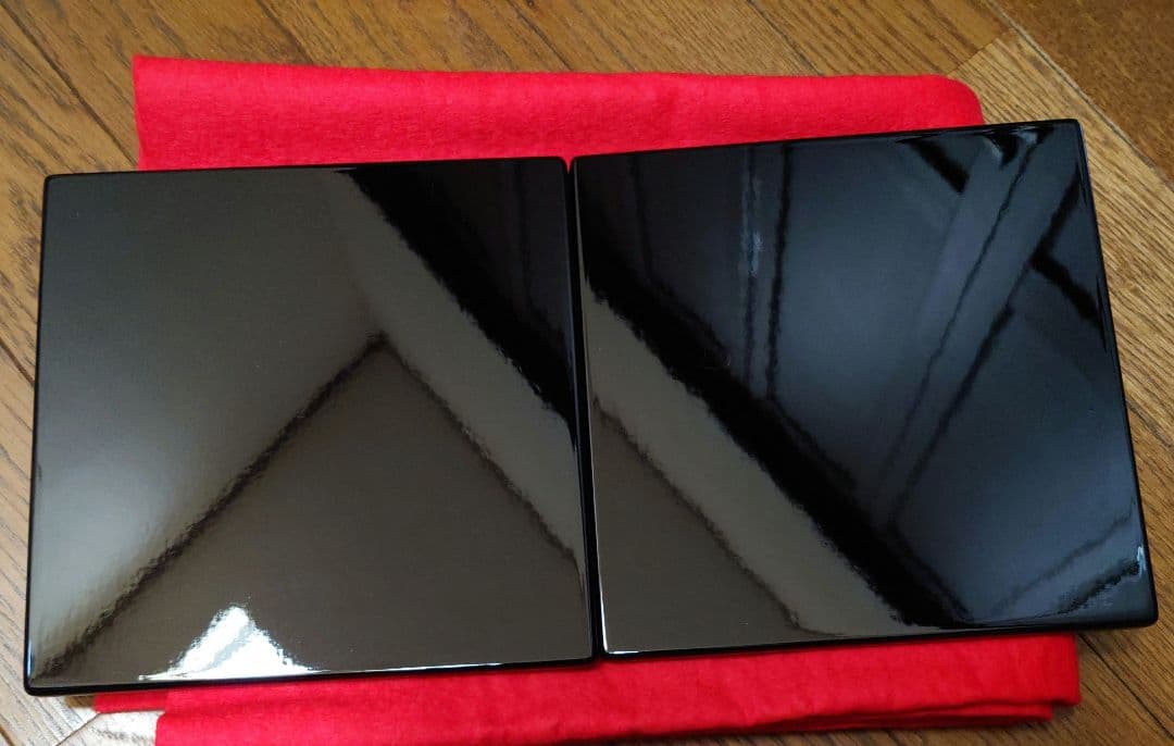 雛人形　屏風、台、毛氈