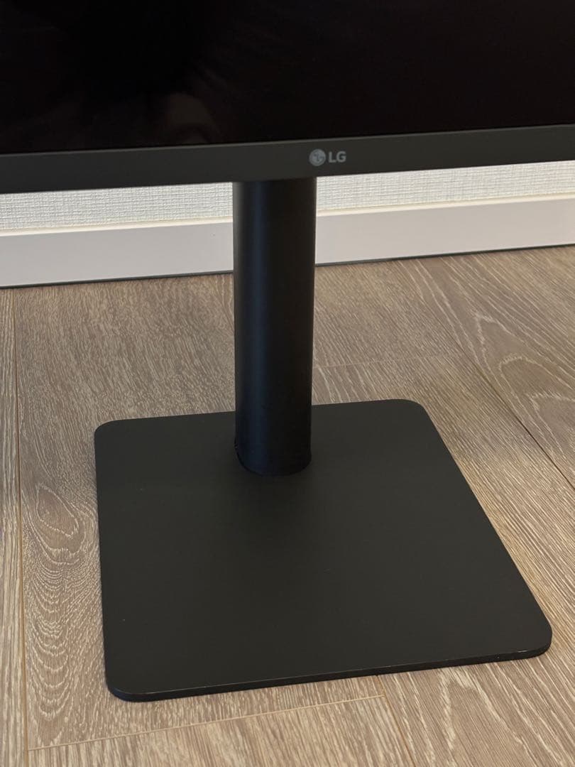 LG UltraFine 4K 24MD4KL-B 23.7型