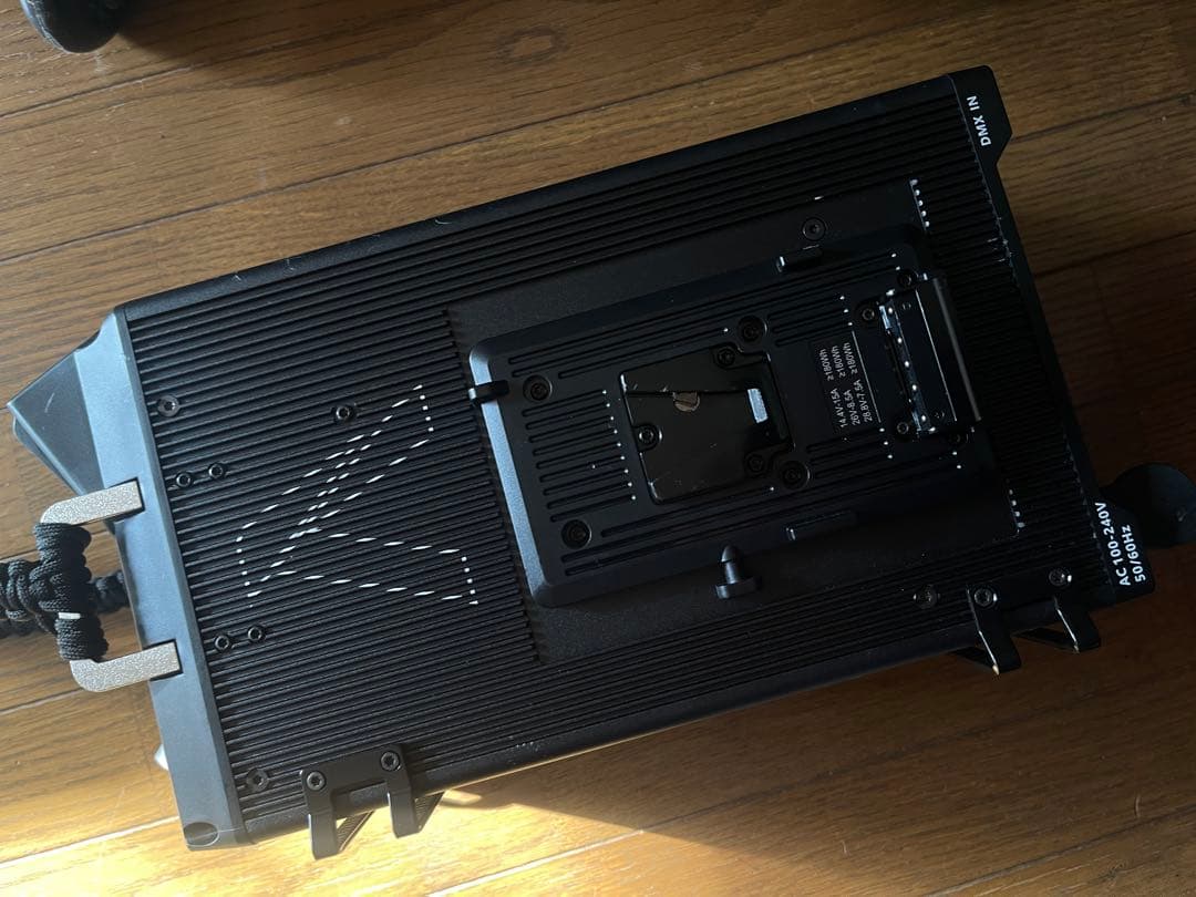 ほぼ新品 Aputure LED 600d Pro Amaran 初期不良対応