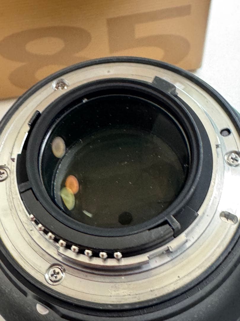 ニコン AF-S NIKKOR 85mm f/1.8G