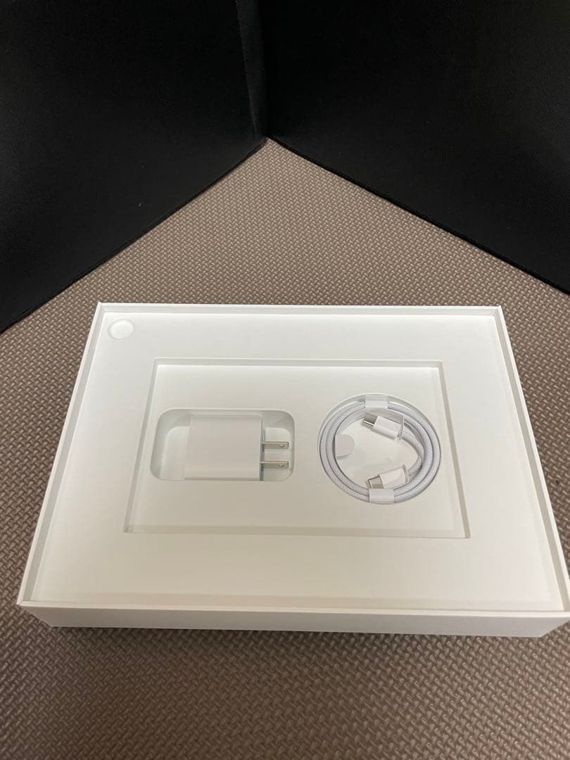 ★iPad Air7（M3）本体+色々128GB2025年