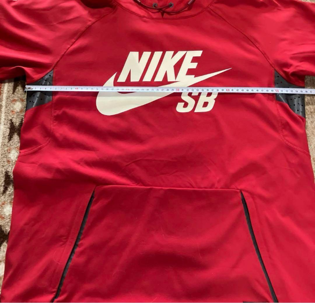 NIKESB ナイキエスビー エニグマ　フーディー パーカー　撥水