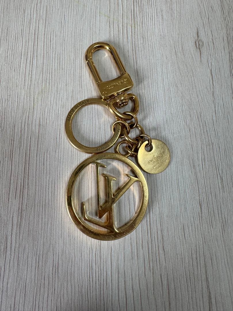 「最安値」鑑定済みLouis Vuitton ゴールド キーホルダー