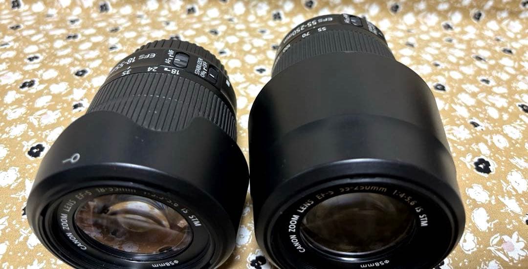 Canon EOS Kiss X8i (W)﻿ダブルレンズセット 一眼レフカメラ