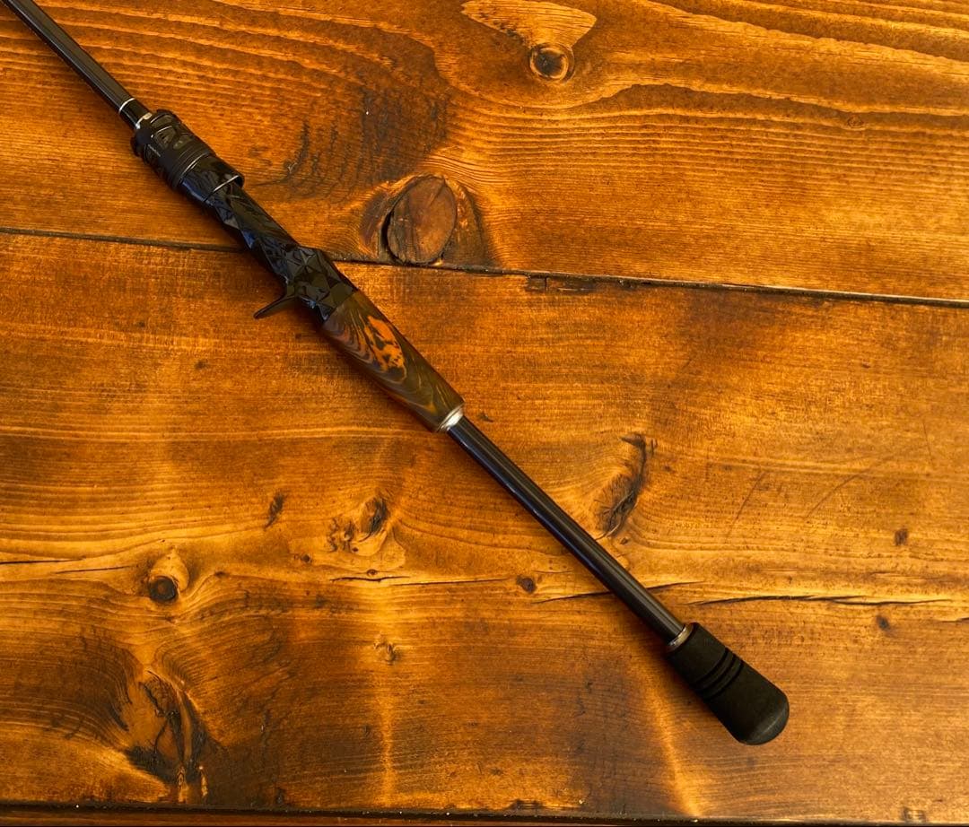 ベイトロッド　C702ML バスロッド　バス釣り　トラウト　ウッドグリップ