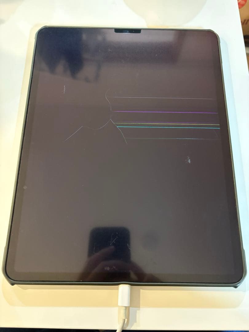 iPad Pro 12.9インチ Cellular 画面ひび割れ ジャンク