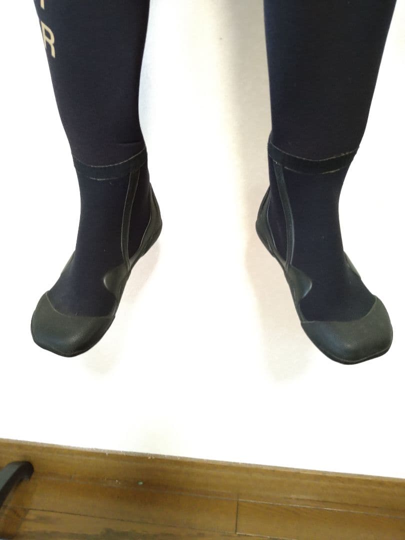 ★QUIVER 4mmドライスーツ セミドライ ウエットスーツ