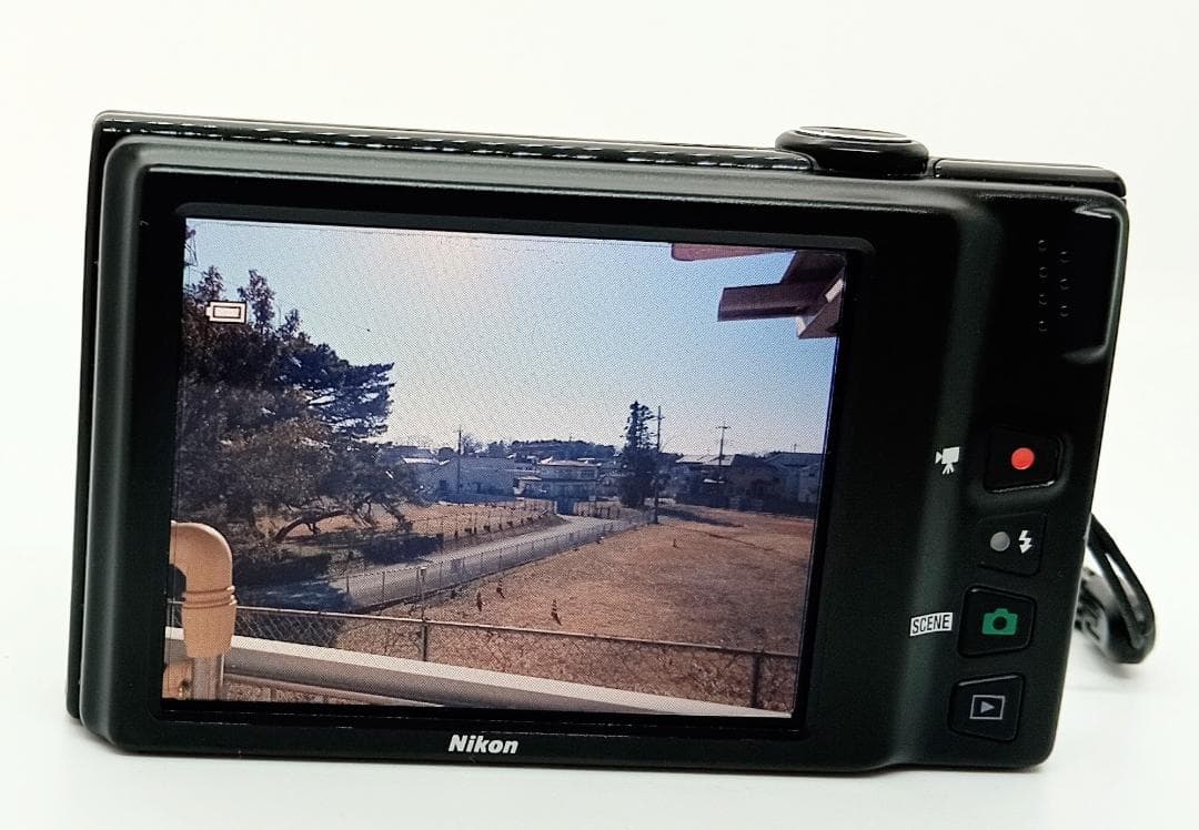 Nikon COOLPIX S6100 デジカメラ 7倍光学ズーム 充電器付き