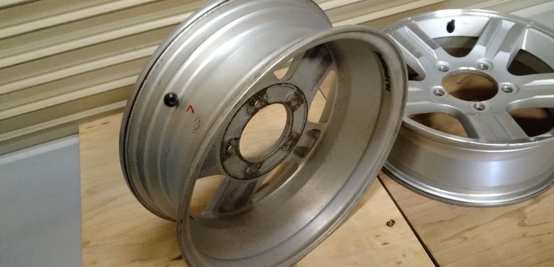 ジムニー　純正アルミホイール　①フロント