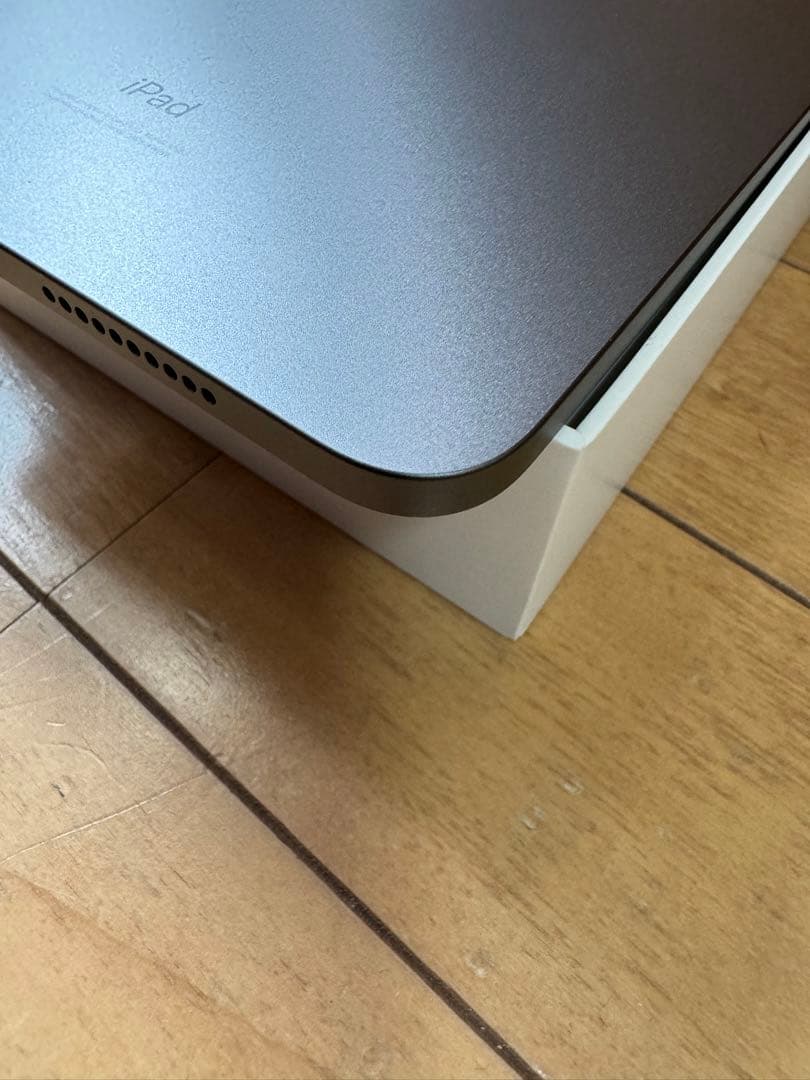 iPad mini 第6世代 Wi-Fiモデル 64GB スペースグレーケース付