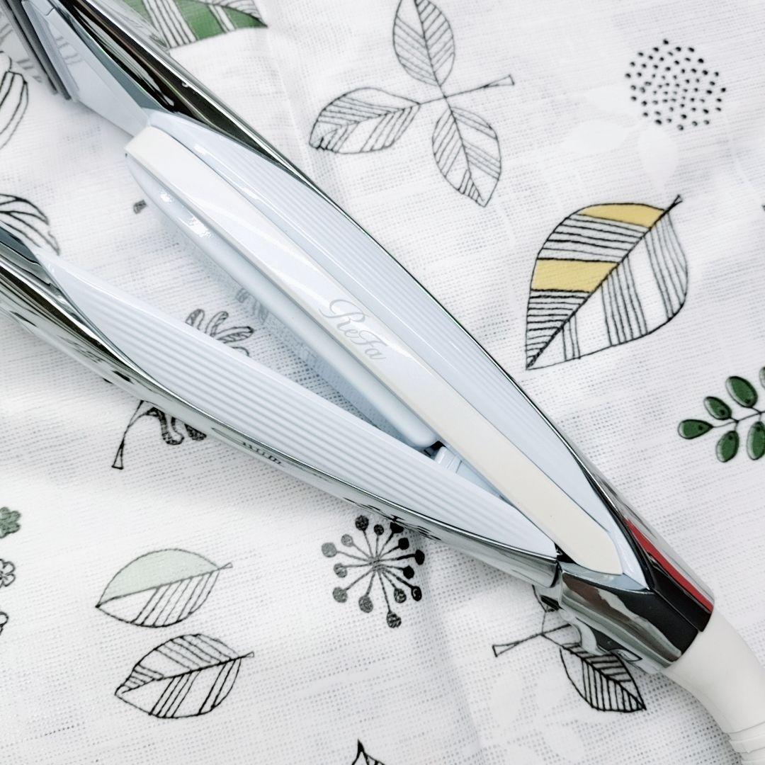 ほぼ未使用⭐️最新モデル Refa リファパワー ストレート プロ RE-BS