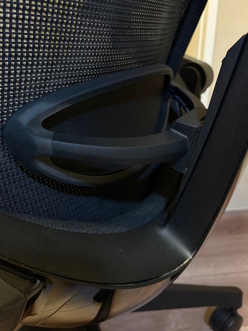 イトーキ アクトチェア ブラック+座面カバー付