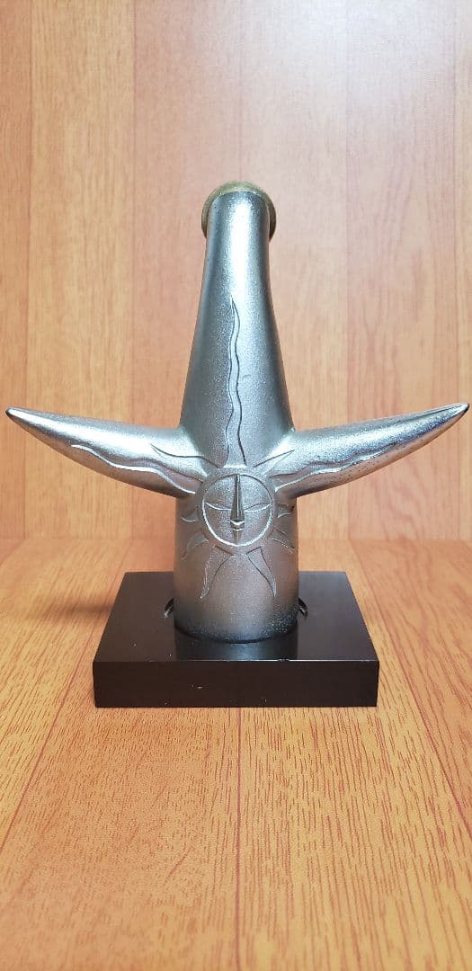 我が家の宝物・昭和45年・大阪万博のお土産品【太陽の塔】鉄製