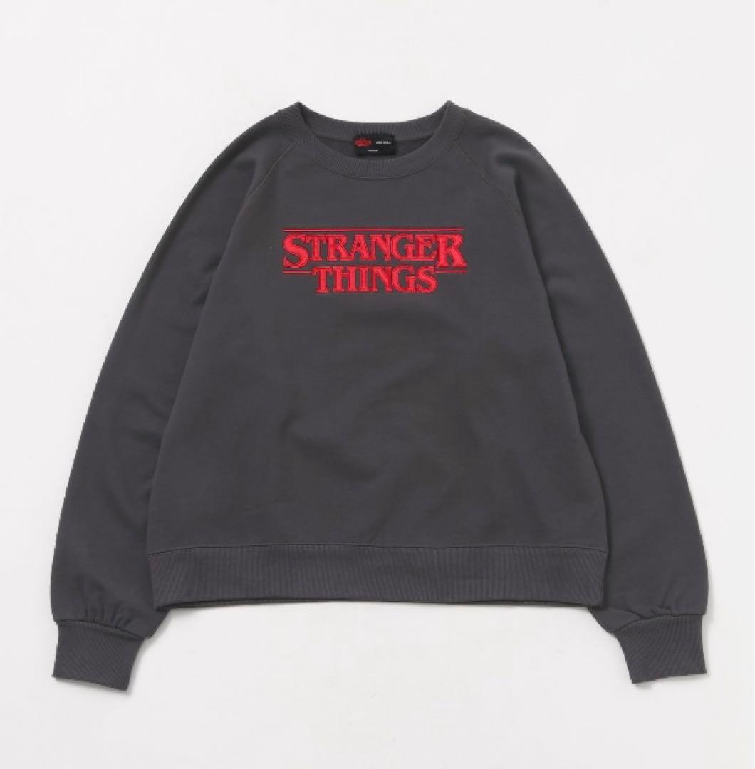 【STRANGER THINGS】コラボアソートスウェットプルオーバー　M