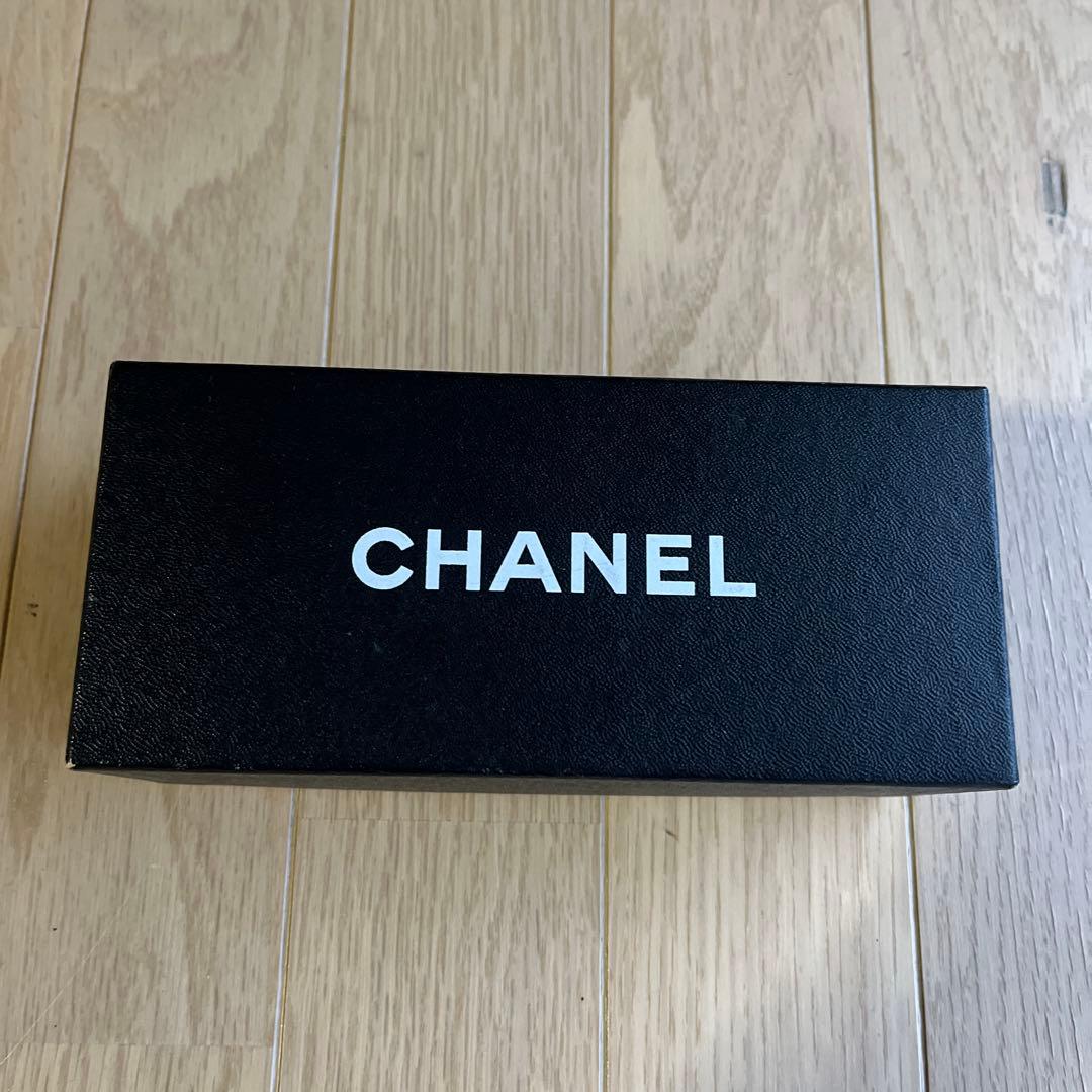 CHANEL シールドサングラス ブラック ケース付